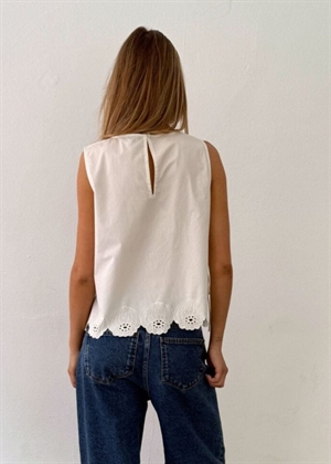 Eva top Offwhite Boii Studios 